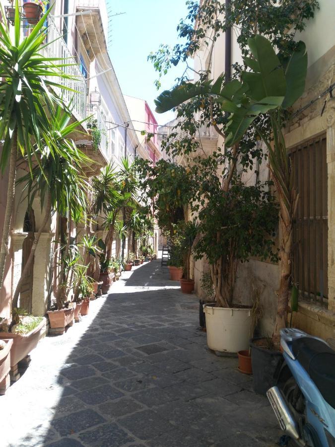 A Ficurinia Apartment Syracuse Exterior foto