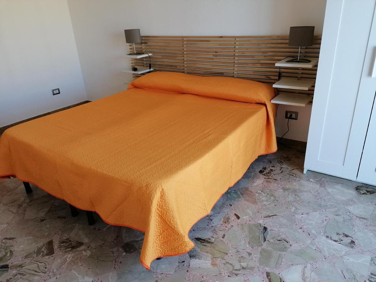 A Ficurinia Apartment Syracuse Exterior foto